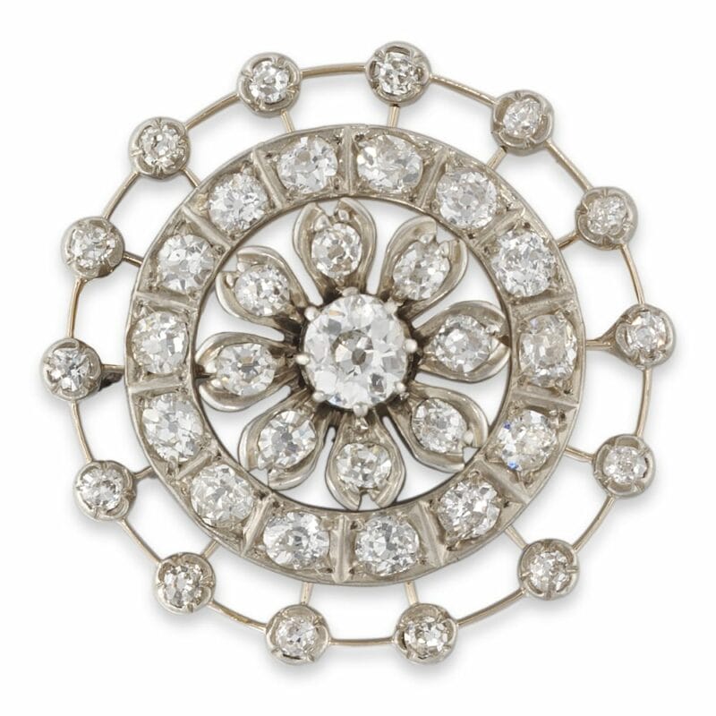 A Victorian Diamond Cluster Brooch