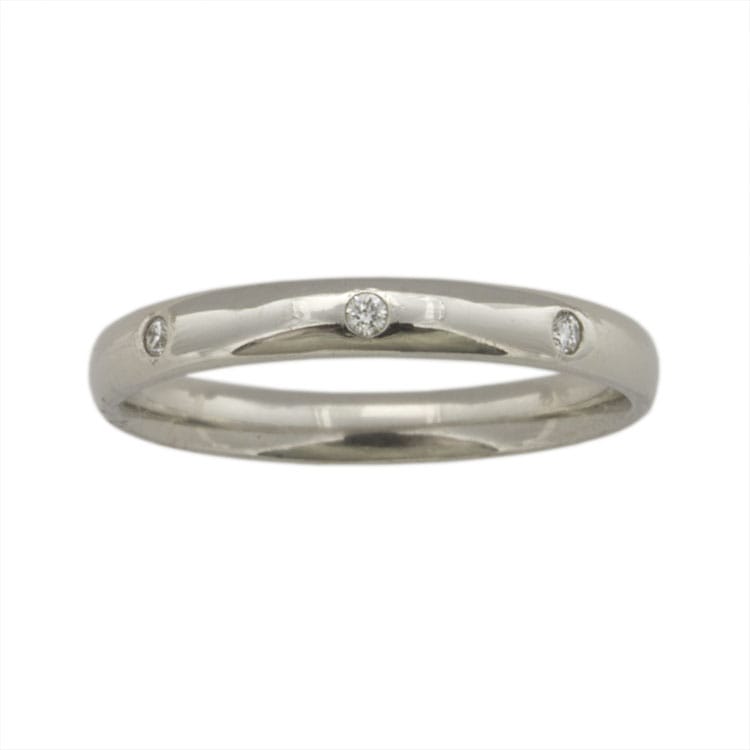 A 2.5mm Platinum And Diamond Wedding Ring