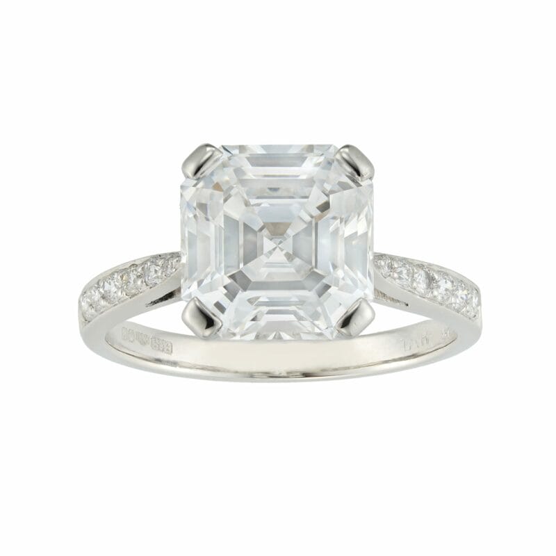 A Single Stone Solitaire Diamond Ring
