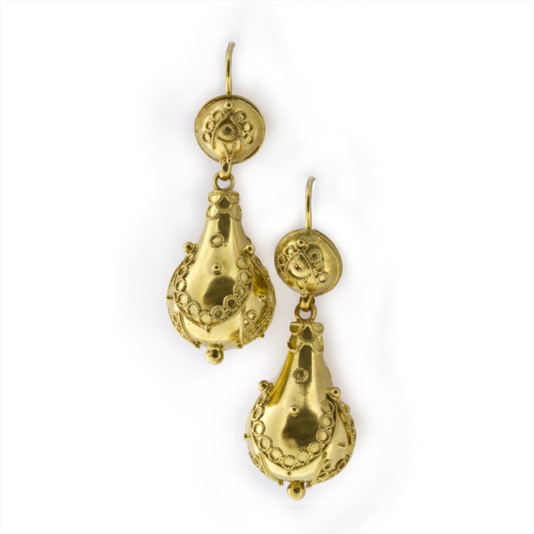 A Pair Of Victorian Gold Drop Earings With Twisted Wire Work