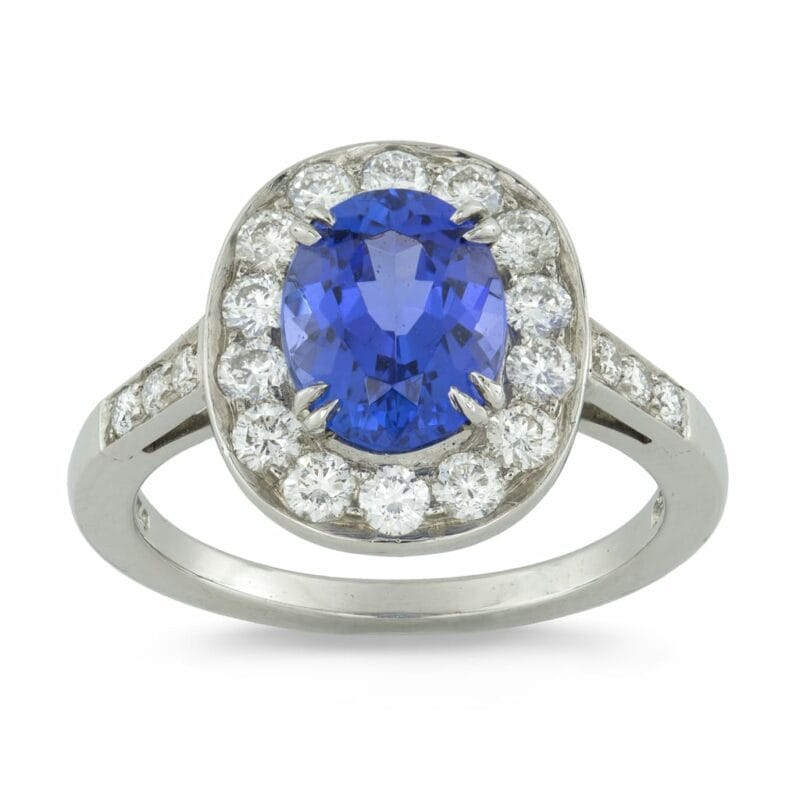 A Tanzanite And Diamonds Cluster Ring