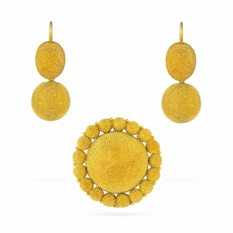An Anglo-indian Yellow Gold Demi-parure