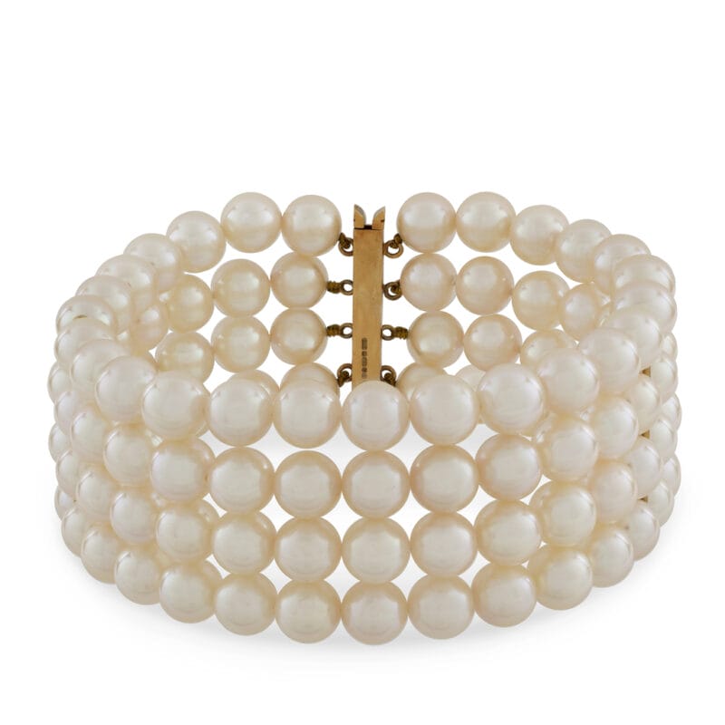 A four-row cultured pearl bracelet