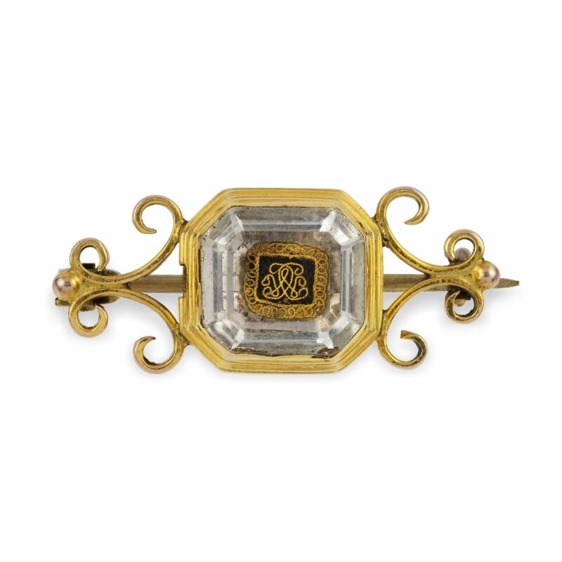 A Stuart Crystal And Gold Brooch