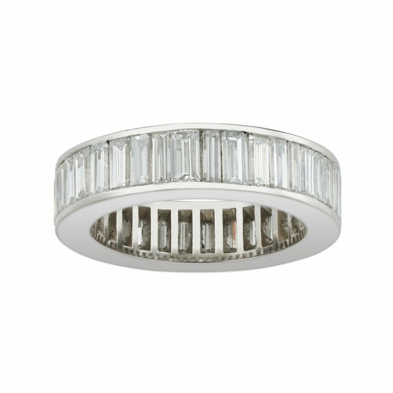 A Diamond-set Full Eternity Ring