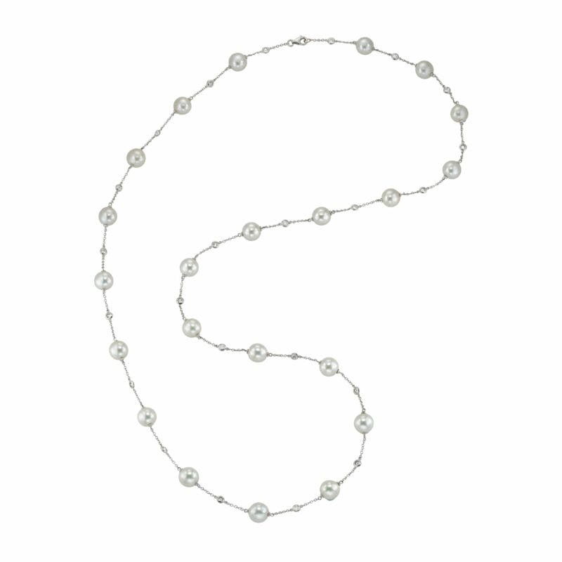 A Pearl And Diamond Spectacle Necklace