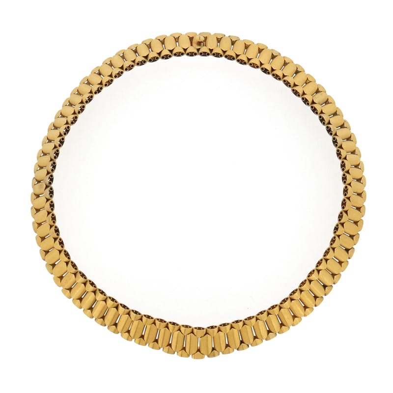 A Victorian Gold Collar Necklace