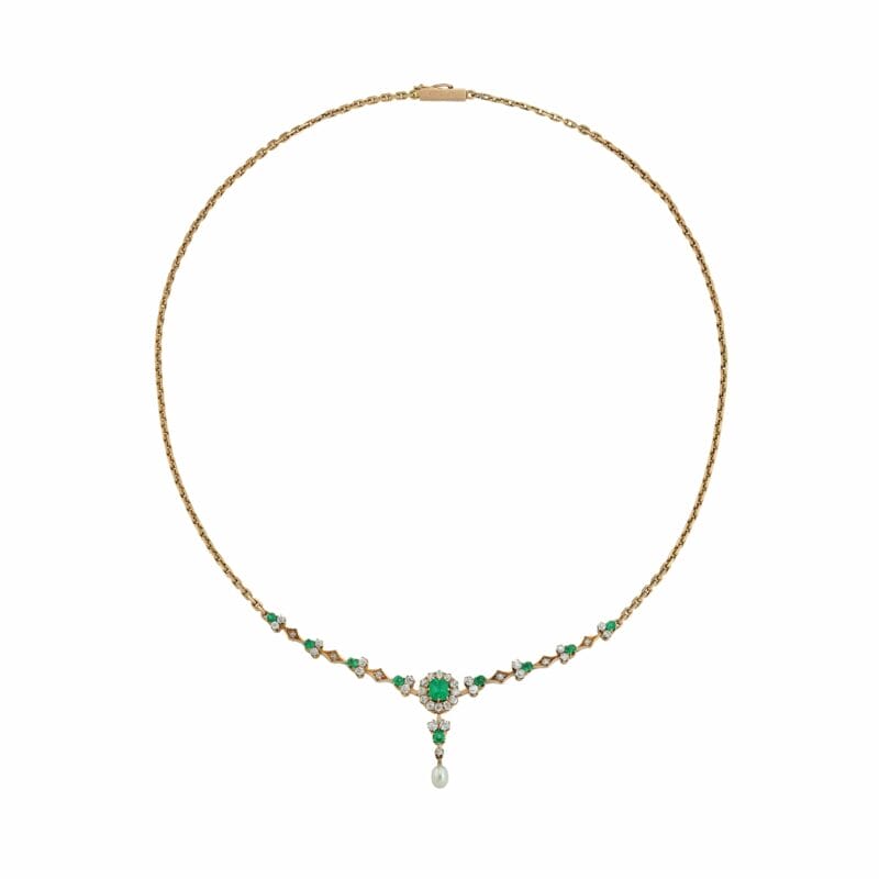 An Early 20th Century Emerald And Diamond Necklace