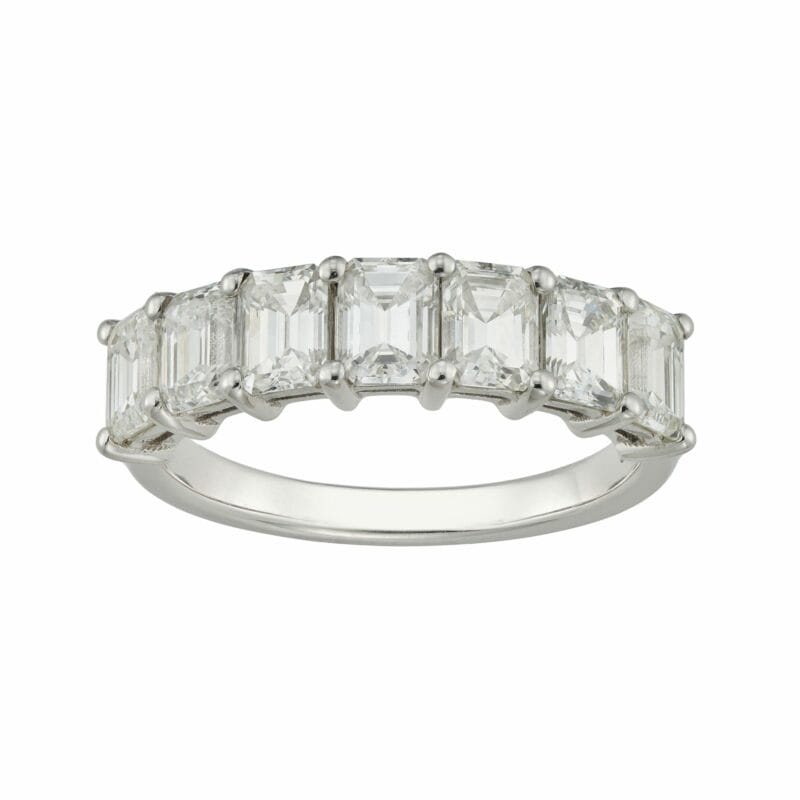 An seven stone emerald-cut diamond ring