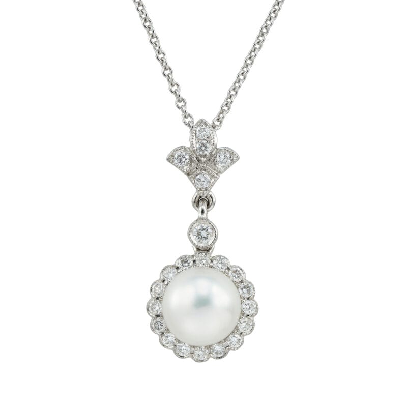 A cultured pearl and diamond cluster pendant/necklace