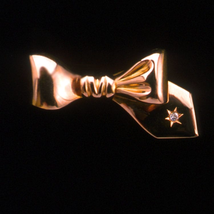A Victorian Rose Gold Bow Brooch