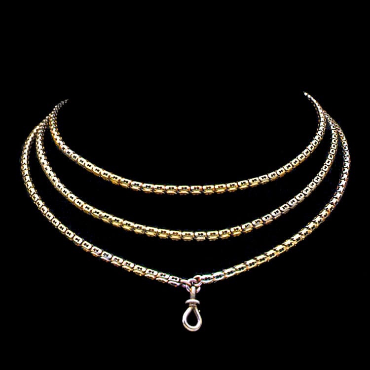 A Long 9ct Yellow Gold Chain