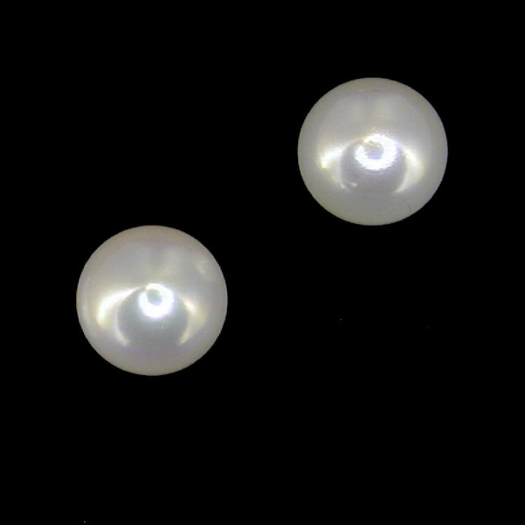 A Pair Of 11 – 11.5mm Cultured Bouton Pearl Earstuds