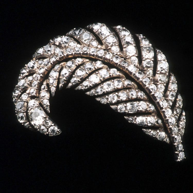 A Georgian Diamond-set Feather Brooch
