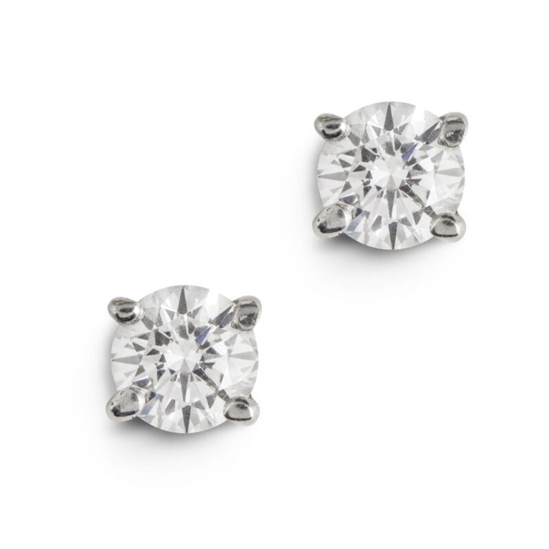 A Round Brilliant-cut Diamond Stud Earrings