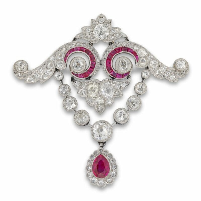 An Edwardian Diamond And Ruby Garland Brooch/pendant