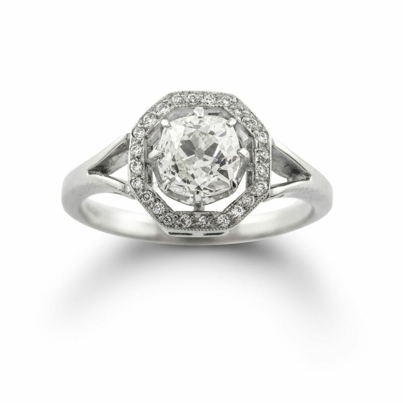 An Old-cut Diamond Cluster Ring