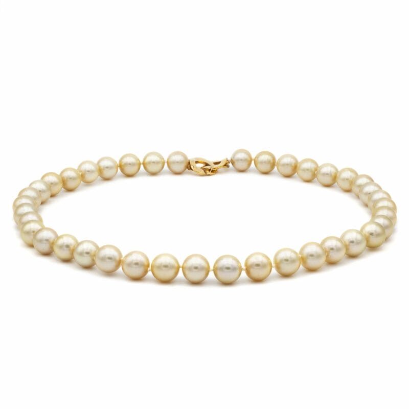 A Golden Colour South Sea Cultured Pearl Necklace